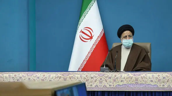 جلوی اضافه برداشت بانک‌ ها گرفته شود / خودروسازان تعهد خود را نقض نکنند