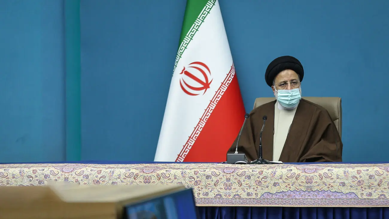 جلوی اضافه برداشت بانک‌ ها گرفته شود / خودروسازان تعهد خود را نقض نکنند
