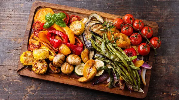 لیست غذاهای زمستانی که شما را گرم و انرژی‌ بخش می‌ کنند