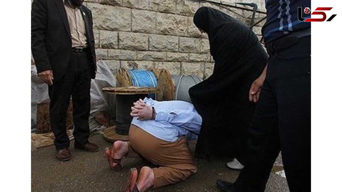 عکس عبرت انگیز از قاتل پای چوبه دار/ خانواده محمد علیزاده از خون قاتل گذشتند