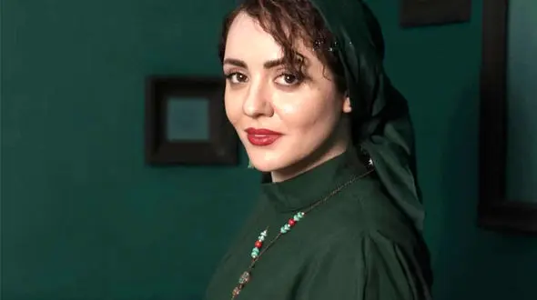 عکس ها / نگاهی به خانه لاکچری و دکوراسیون شیک حوریه مقدم  / خوشرنگ و آنتیک از آشپزخانه تا سالن غذاخوری ...