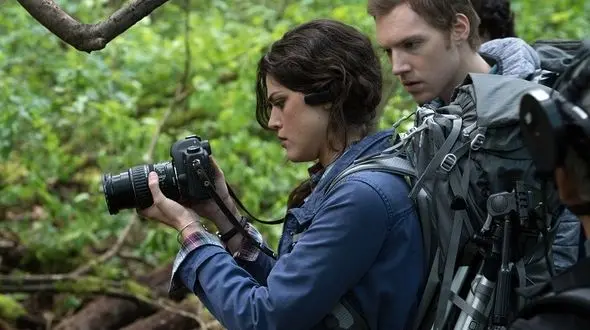 اتاقکی آشنا در دل جنگل / فیلم ترسناک و معروف دهه 90 بازسازی می شود +عکس 