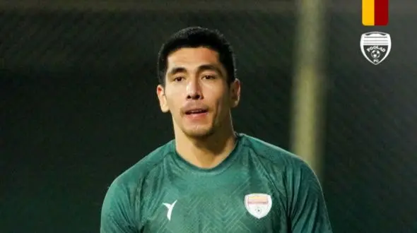 محرومیت سنگربان فولاد؛ همه چیز به نفع قهرمانی تراکتور!