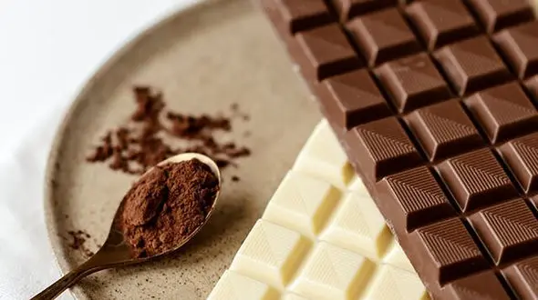 کاکائو بخورید تا چشم تان قوی بماند