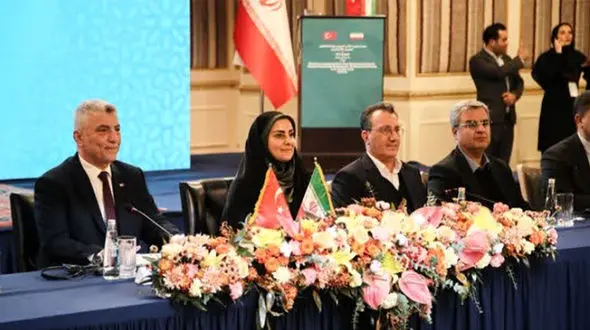 رشد 63 درصدی تجارت ایران و ترکیه/  اتصال ریلی جدید دو کشور در نقطه چشمه ثریا