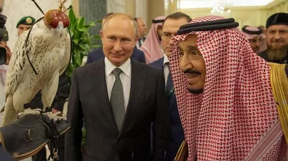 پوتین به پادشاه عربستان یک شاهین هدیه کرد! 