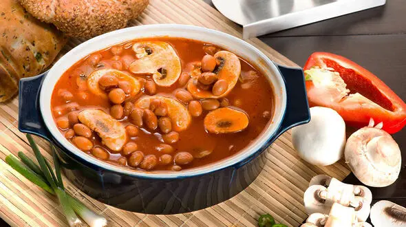 فیلم دستور پخت خوراک قارچ و لوبیا