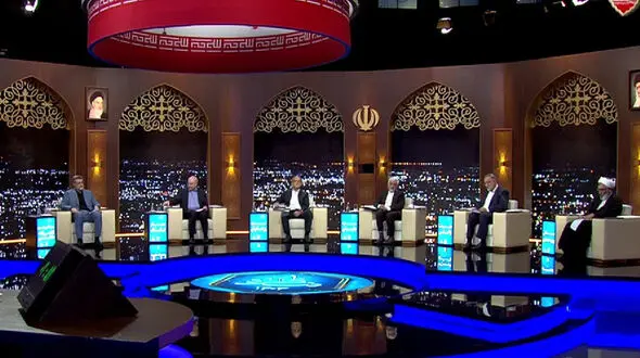 کاندیداهای انتخاباتی لباس های پوپولیستی را از تنشان در بیاورند ! / آداب لباس پوشیدن دیپلمات ها با سایر افراد باید تفاوت داشته باشد 