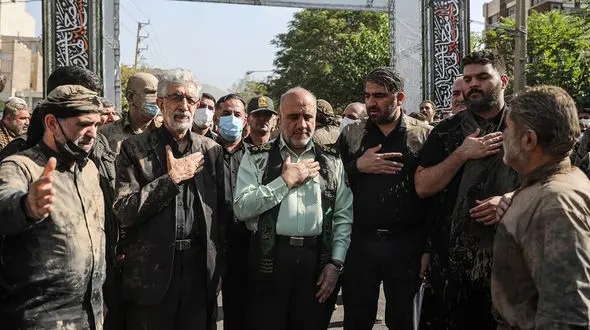 فیلم و عکس گل مالی سردار رحیمی و حدادعادل در روز عاشورای حسینی / ببینید