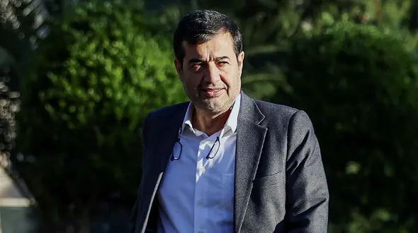 دیوار صخره نوردی برای ابوالفضل پورباقری نوجوان 12 ساله دکل نورد / وزیر ورزش دستور میلیاردی داد + فیلم