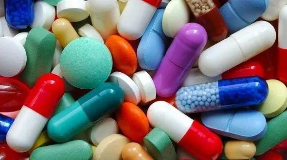 برای پیشگیری از کرونا آنتی بیوتیک‌ بخوریم یا نه؟