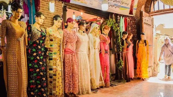 فاجعه قطع اینترنت در ایران؛ بازار پوشاک در آستانه فروپاشی / تولید متوقف و فروش فلج شد و چک ها برگشت می خورند!