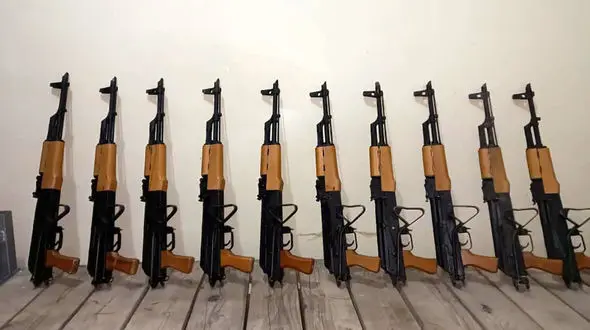 کشف محموله قاچاق سلاح جنگی در مرز دهلران 