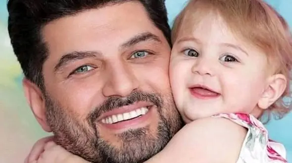 ست عروسکی و گوگولیِ لیمویی رنگ برکه خانوم دختر سام درخشانی در جشن تولدش+ عکس