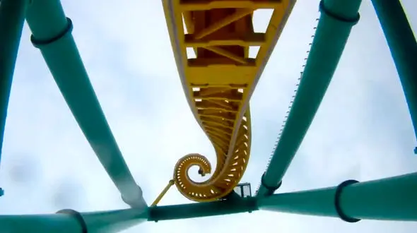 گردباد شیطانی + فیلم و عکس