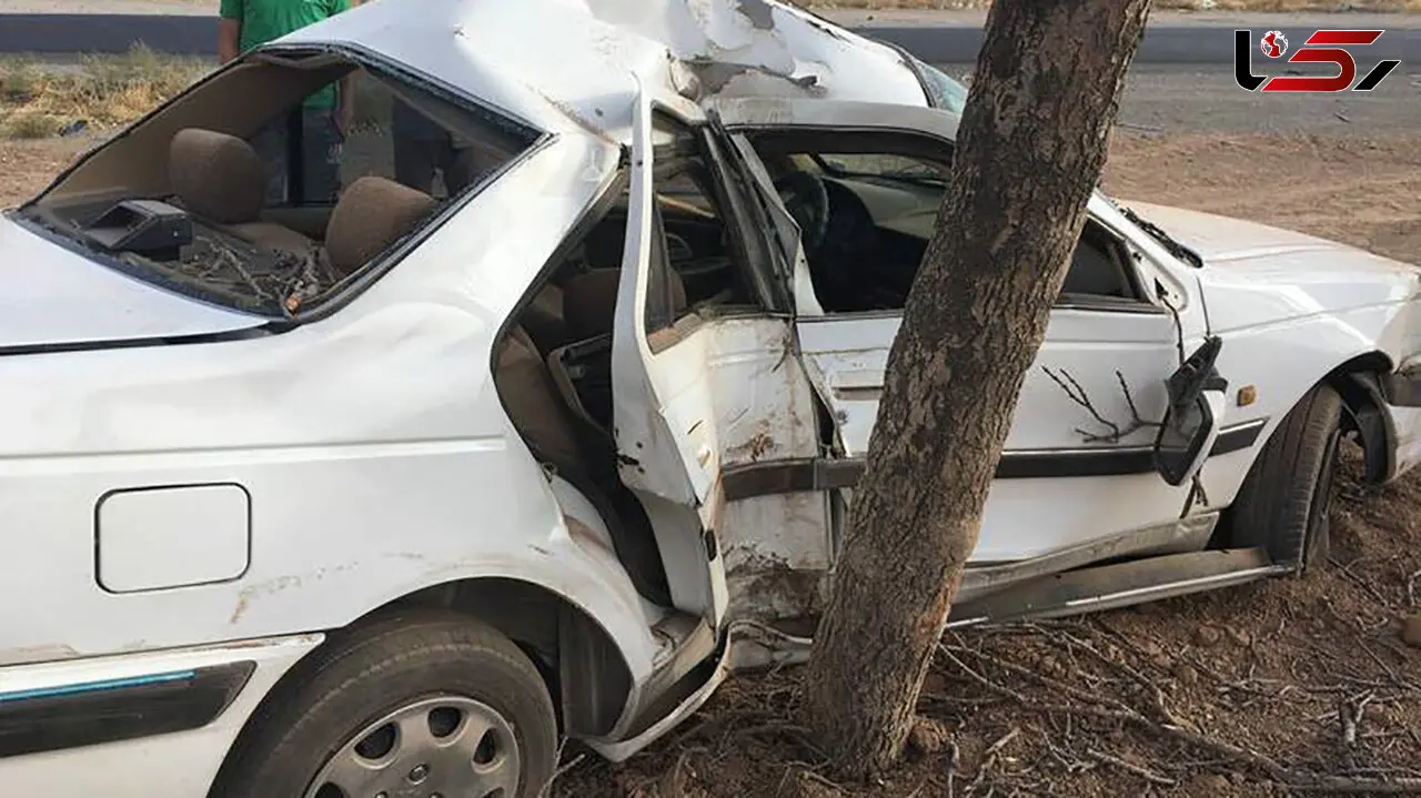 تصادف مرگبار پژو با درخت در کرج