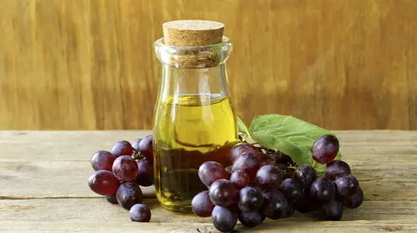 یک خرمن مو را با این روغن طبیعی صاحب شوید