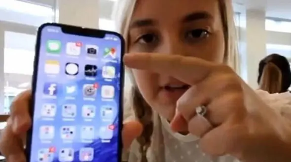 ضعف اساسی که در نمایشگر آیفون ایکس وجود دارد