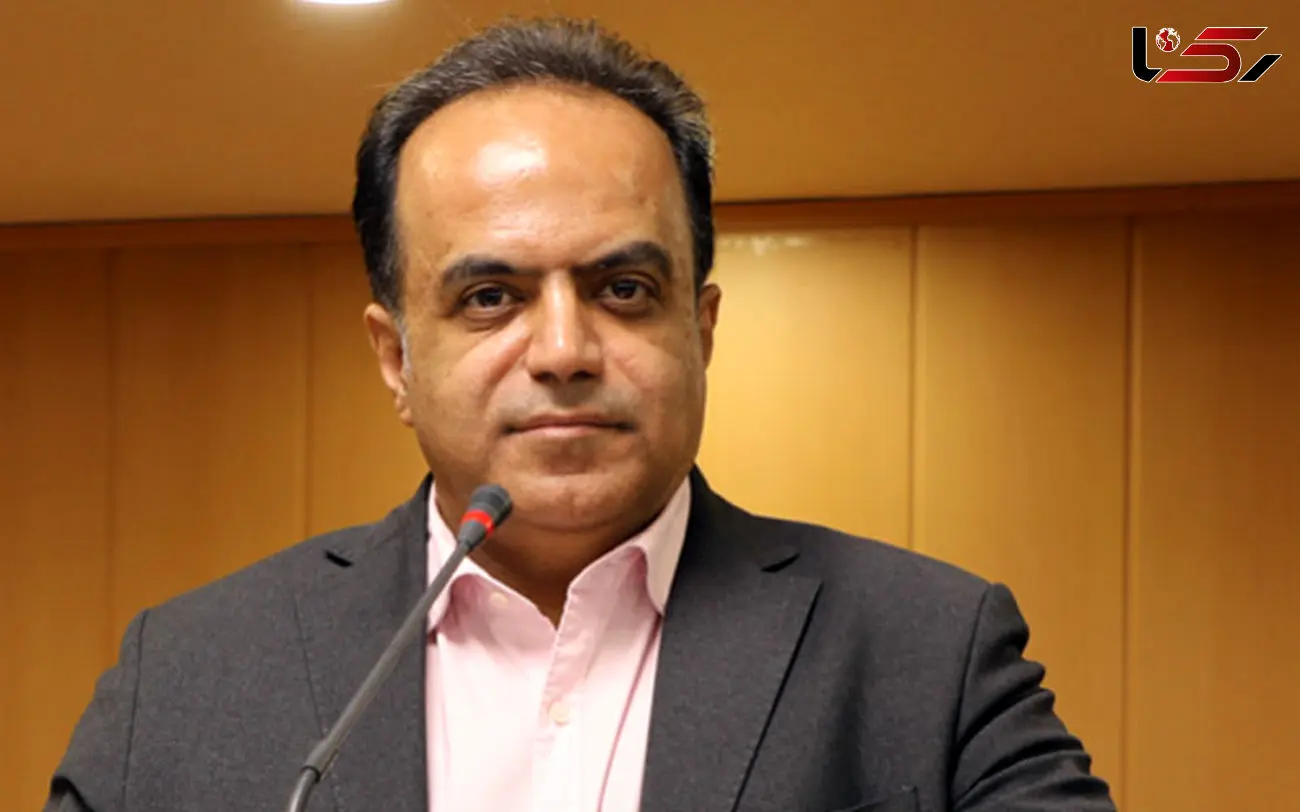 عروس و دامادها برای خرید به سمت نقره و بدلیجات رفته‌ اند