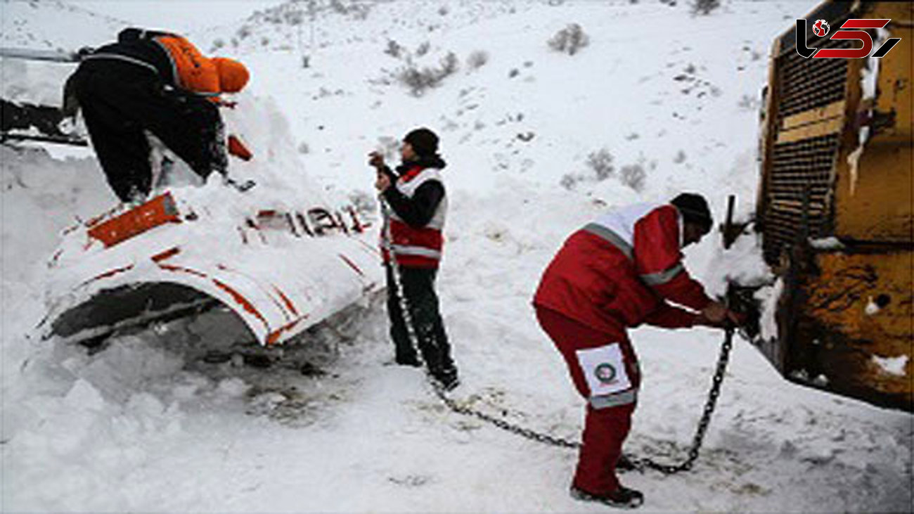 وقوع برف و کولاک در ۸ استان کشور/ امدادرسانی به هزار نفر در ۱۷ محور کوهستانی