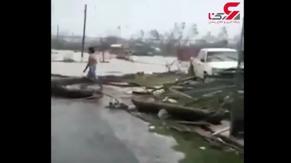 لحظه شکار طوفان دوریان از کابین خلبان هواپیما+فیلم