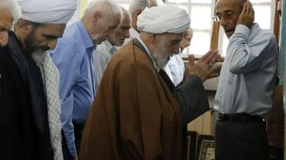 کرونا جان شاگرد امام خمینی را گرفت / آیت الله لنگرودی در گیلان سکونت داشت + عکس