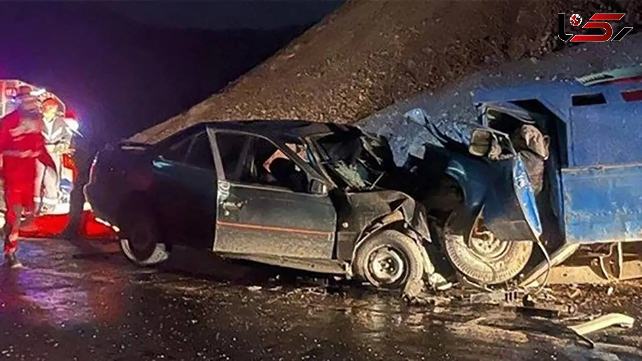 شاخ به شاخ خودرو سواری با وانت نیسان 5 کشته و مصدوم برجا گذاشت