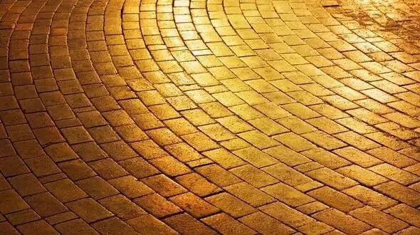 کشف جاده آجری زرد در اقیانوس آرام