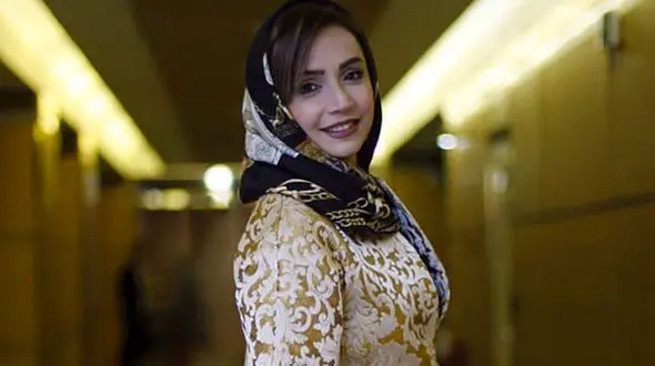 تولد شبنم قلی خانی در کنار همکارانش