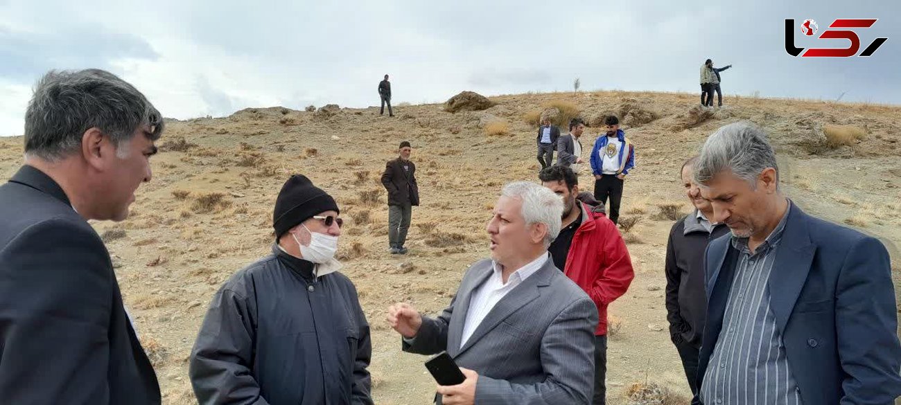 بازدید فرماندار هشترود از محل معدن سنگ روستای آقبلاغ مهمان 