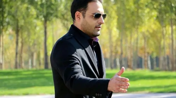 محمدی: بازیکنان جوان با اسم پرسپولیس بازارگرمی نکنند