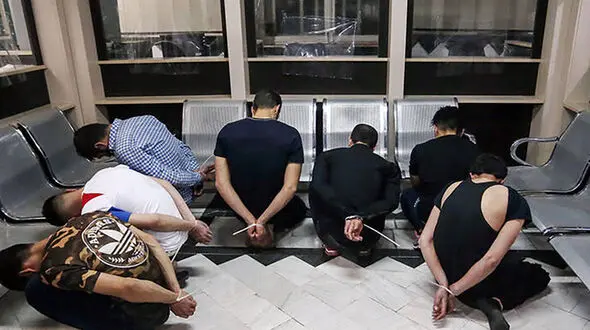 عکس / این اراذل و اوباش در قم دستگیر شدند