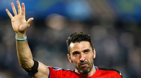 خداحافظی اسطوره رسمی شد/ بوفون افسانه ای به تاریخ پیوست! + فیلم