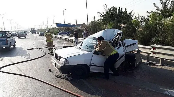 عجیب ترین عکس از مچاله شدن خونین پراید زیر کامیون