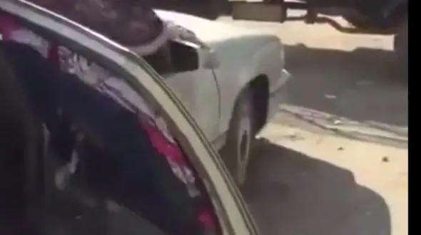 زندگی عجیب فوتبالیست حرفه ای داخل یک خودرو !+فیلم