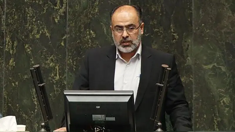مهرداد ویس کرمی  نماینده مردم خرم آباد و عضو کمیسیون آموزش و تحقیقات مجلس شورای اسلامی