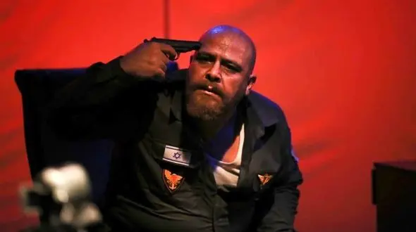 میثم رمضانی: تئاتر شعر یا کتاب نیست که اثر برگزیده فقط داشته باشد