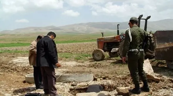 کشف ده قطعه عتیقه در ایذه 