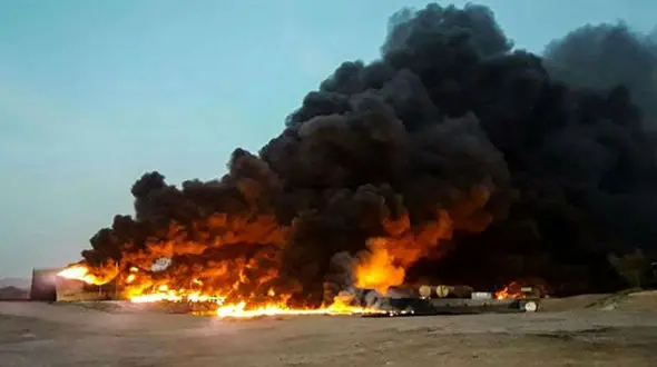 آتش‌سوزی 2 مخزن در ترمینال زنجان