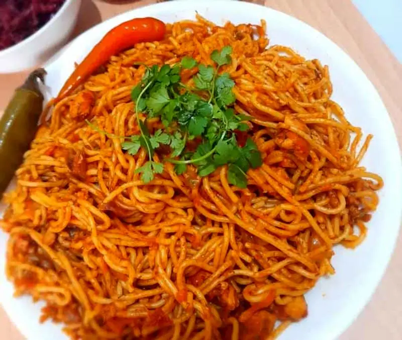 تزیین ماکارونی با سیب زمینی با بهترین رسپی برای ته دیگ خوشمزه خاص