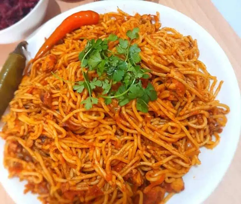 تزیین ماکارونی با سیب زمینی با بهترین رسپی برای ته دیگ خوشمزه خاص