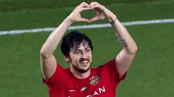 سردار آزمون پشت زنوزی درآمد / یاشا با قلب قرمز! + عکس