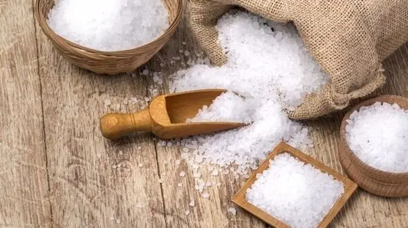درمان هزار و یک بیماری با نمک/ رفع خستگی پا