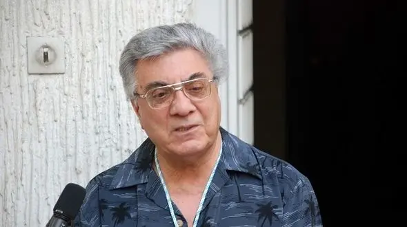 رونمایی از دو اثر جدید گلپا / همه را بخشیدم!