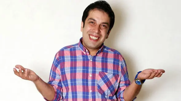 شباهت عجیب عباس جمشیدی فر به مادرش  + عکس