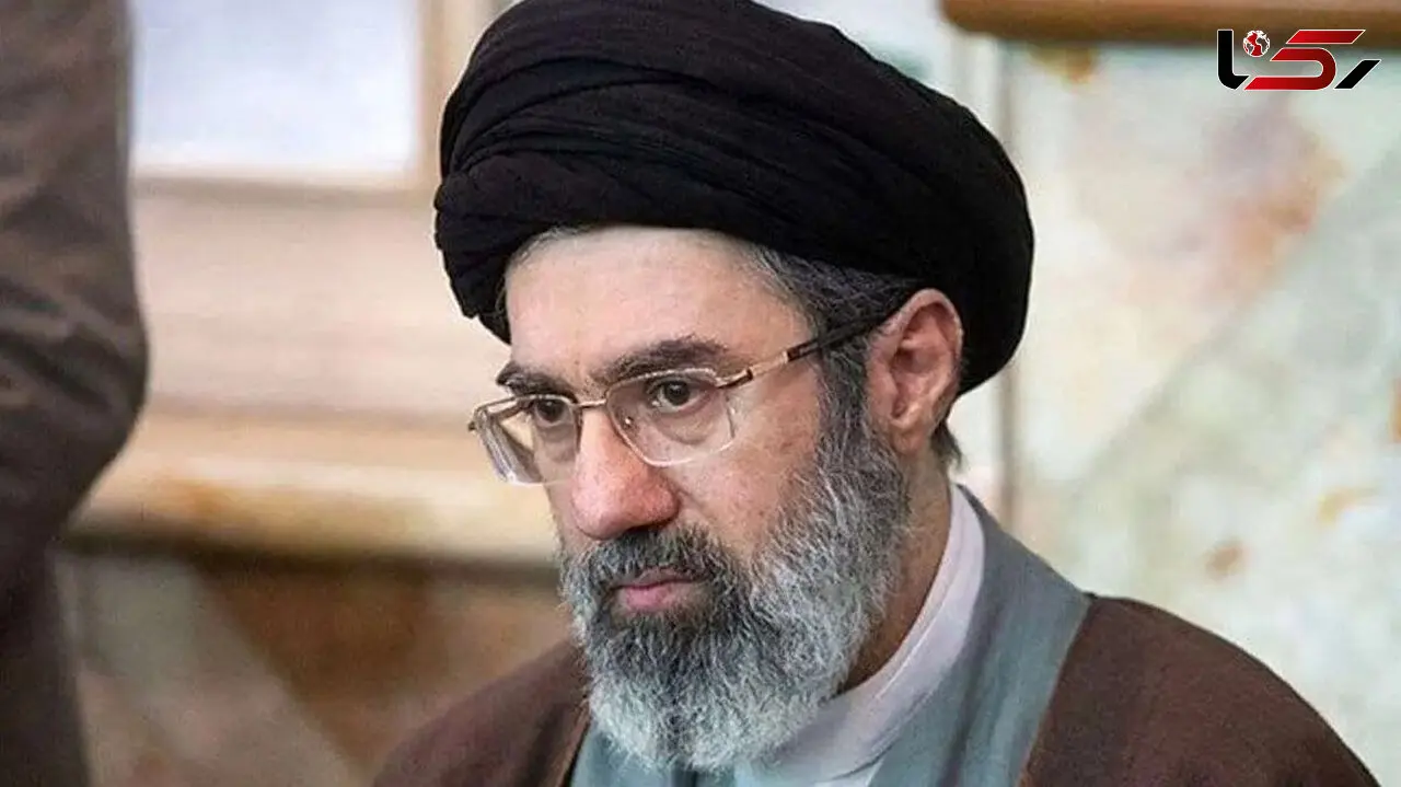 دستور رهبر معظم انقلاب اسلامی به ادامه خدمت منصوبان رهبر شهید بر اساس احکام و تدابیر سابق