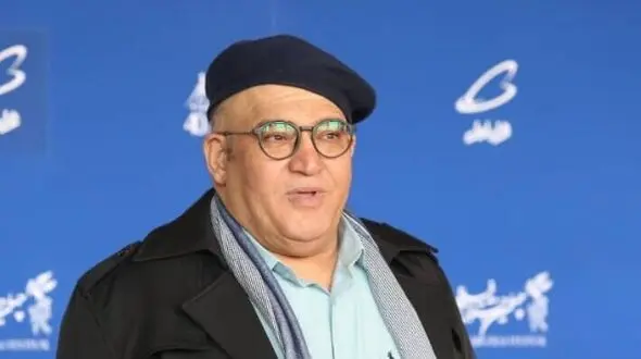 فیلم/بحث نادر سلیمانی و پسرش درباره دغدغه‌های نسل Z / دانشجو مگه قراره باید درآمد داشته باشه ... نباید اسنپ کار کنی.. باید پدر و مادر بندازنتون بیرون؟