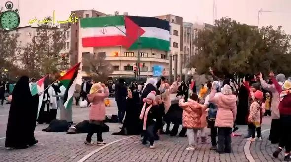 حمایت دختران ایران از مردم غزه و فلسطین در تئاتر شهر + فیلم