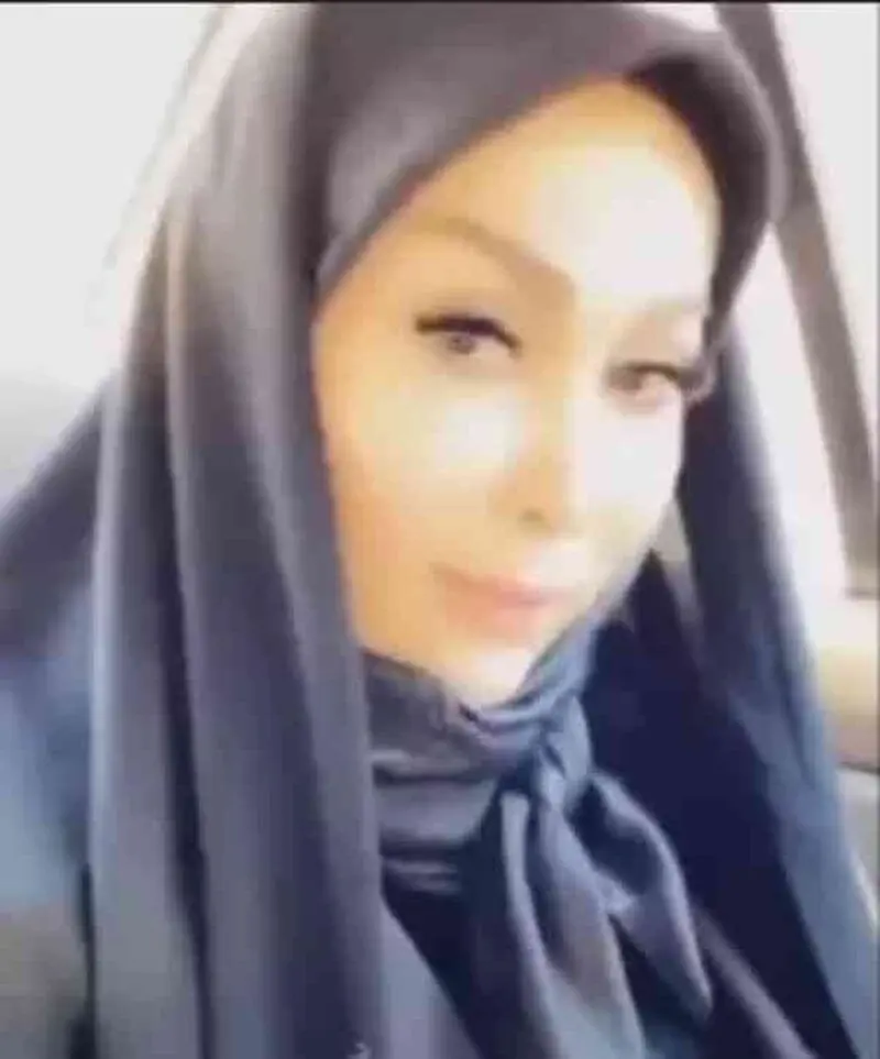 همسر نیکبخت واحدی با چادر