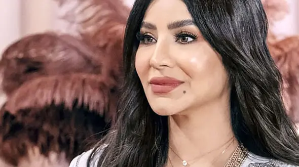 20 عکس مانکنی از خانم مجری عربی که دل مرد ایرانی را برد ! / لجین عمران کیست ؟!